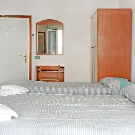 Hotel Exclusive In Pieno Centro - Nuova Gestione 2025 ริชโชเน ภายนอก รูปภาพ