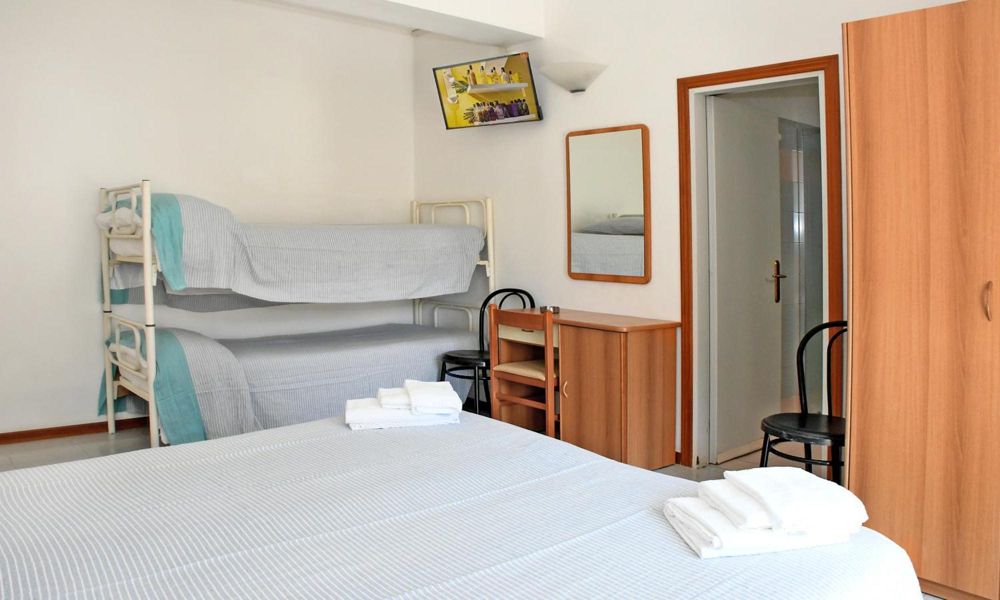 Hotel Exclusive In Pieno Centro - Nuova Gestione 2025 ริชโชเน ภายนอก รูปภาพ