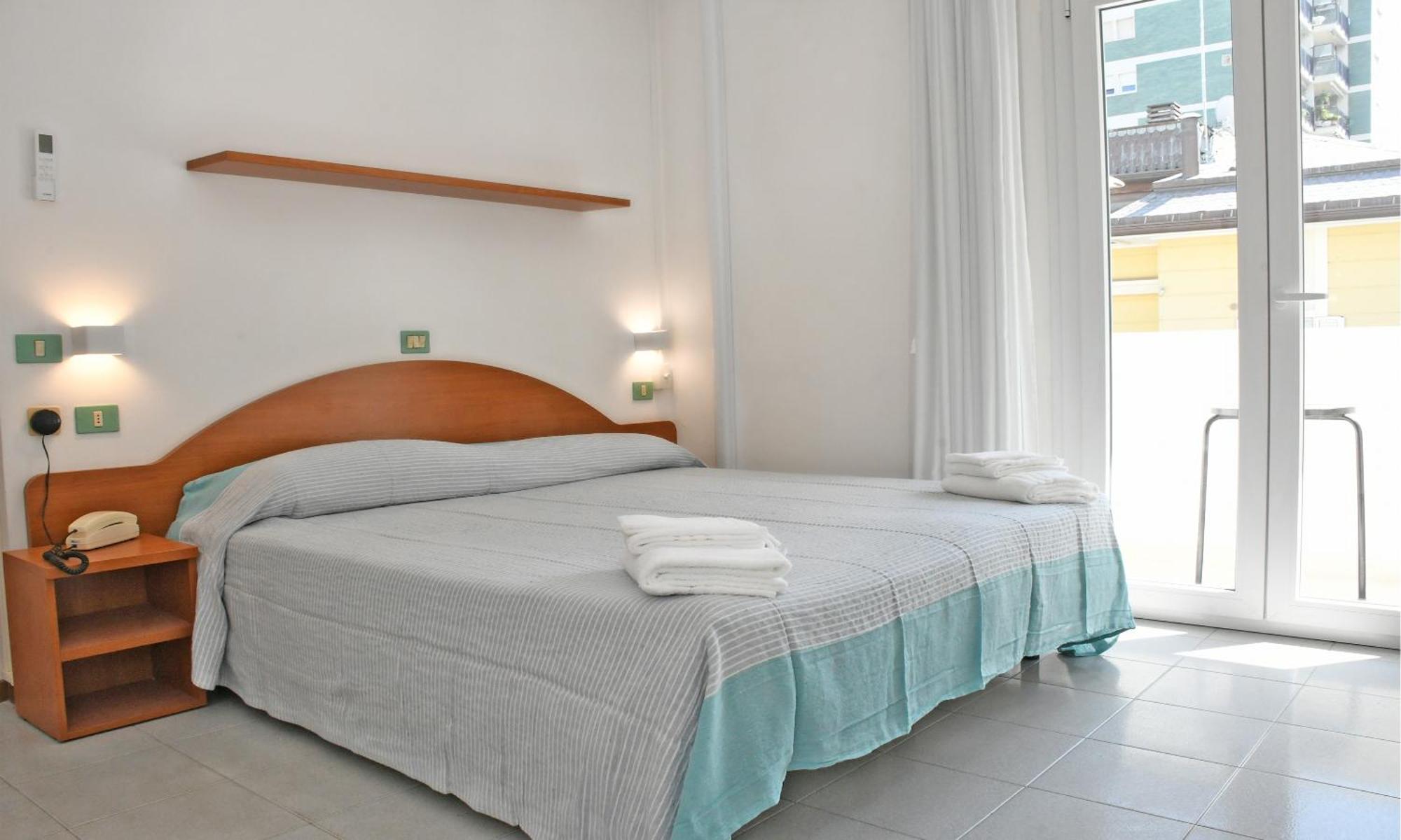 Hotel Exclusive In Pieno Centro - Nuova Gestione 2025 ริชโชเน ภายนอก รูปภาพ